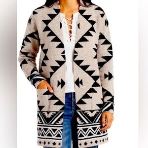 Frye NWT women’s tribal tan and black sweater cardigan‎ size medium